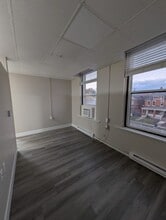 Interior Photo - Franklin Park Apartments