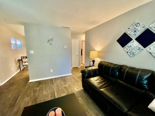 Interior Photo - Eagle Pine Condominiums