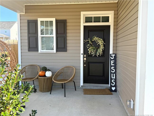 Building Photo - 2150 Stonewash Dr