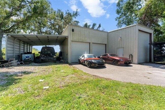 Building Photo - 7911 Lovegren Ln
