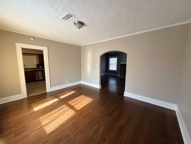 Foto del edificio - 4704 Chenevert St