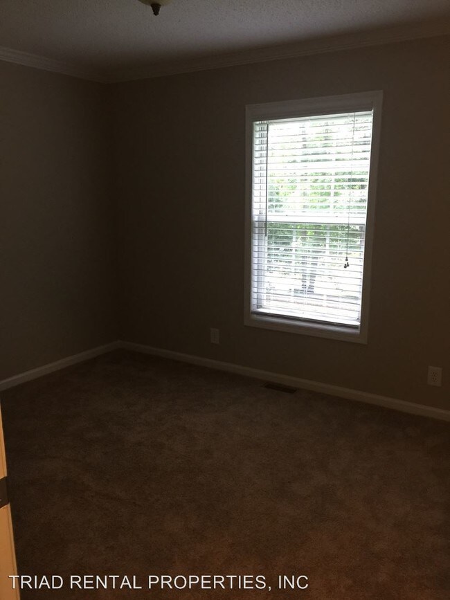 Building Photo - 3 br, 2 bath House - 1534 GOPHER WOODS RD