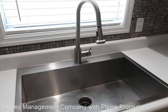 Foto del edificio - 3 br, 2.5 bath House - 1297 North Dean Rd