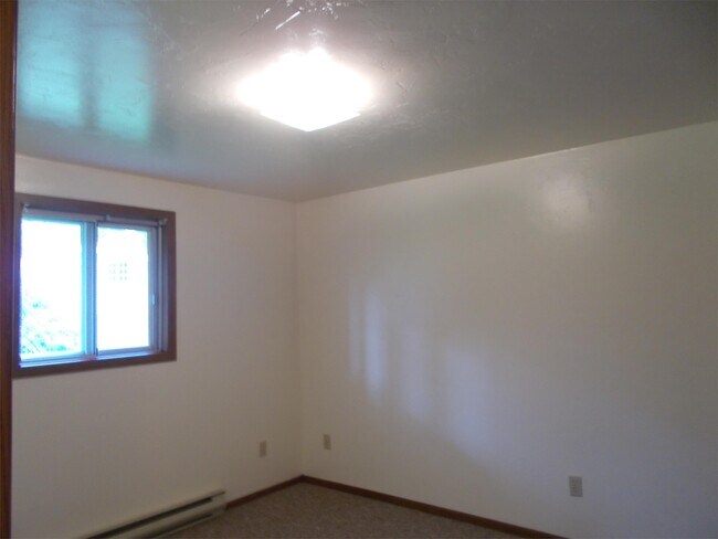 Building Photo - 1329 Dousman St