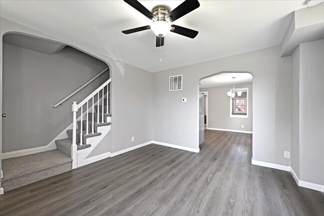 Foto del edificio - Gorgeous Two-Bedroom Townhome In Middle River