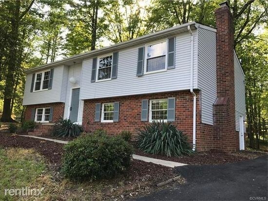 Primary Photo - 5 br, 3 bath House - 102 ROSEGILL RD