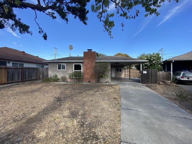 Photo - 668 Santa Coleta Ct House
