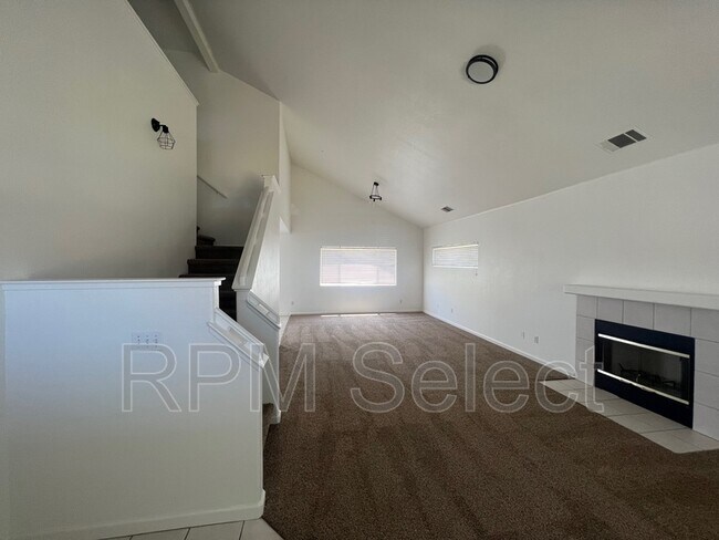 Building Photo - 6181 Lemon Bell Way
