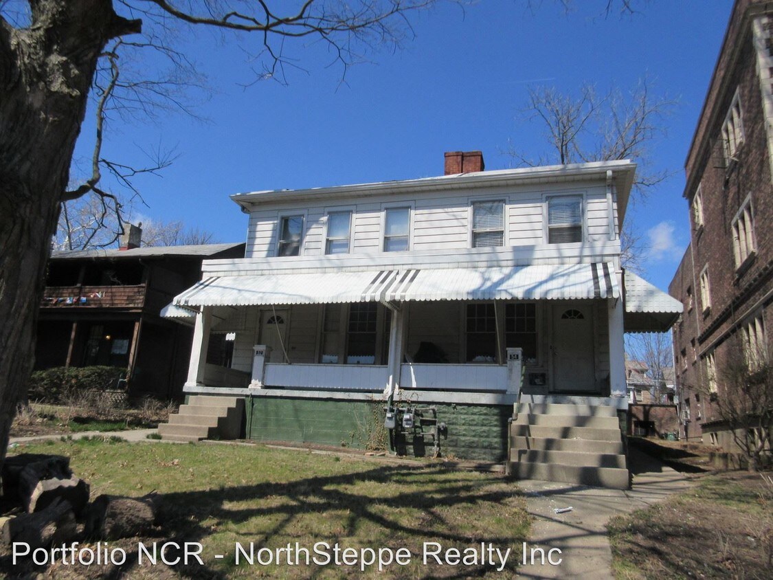 Primary Photo - 4 br, 2 bath Apartment - 52 E Norwich