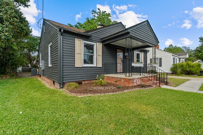 Building Photo - 1004 Tuscarora Ave