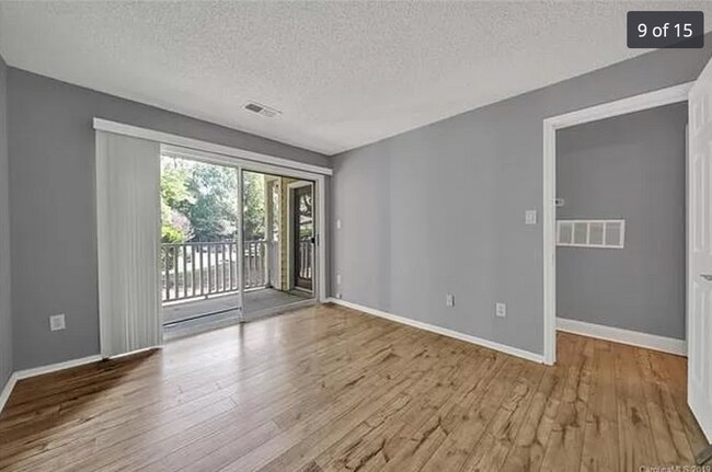 Building Photo - 2518 Cranbrook Ln