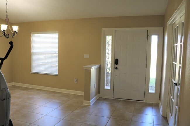 Building Photo - 6461 Arbor Ln