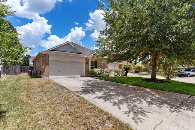 Building Photo - 7814 Yaupon Ranch Ct