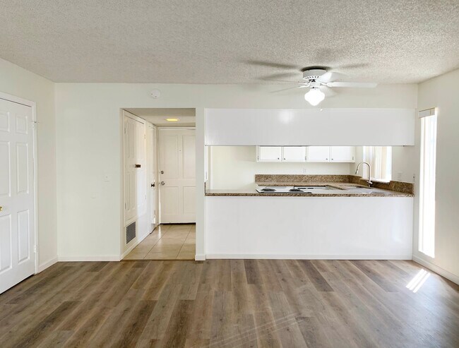 Building Photo - 13616 Utt Dr