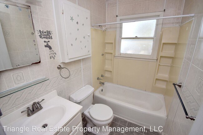 Foto del edificio - 3 br, 1 bath House - 680 S 3rd St