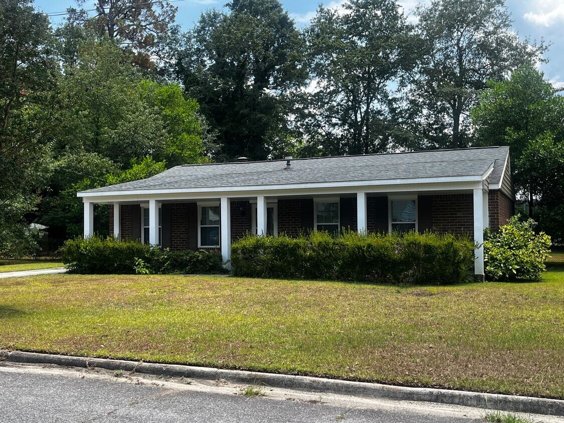Foto principal - 1846 Engle Road - Close to Fort Eisenhower...