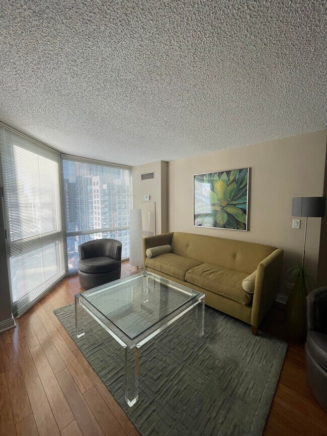 Foto del edificio - 195 N Harbor Dr