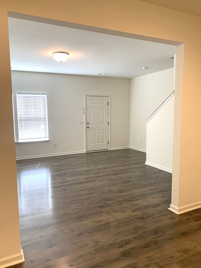 Foto del edificio - 215 Banbury Ln
