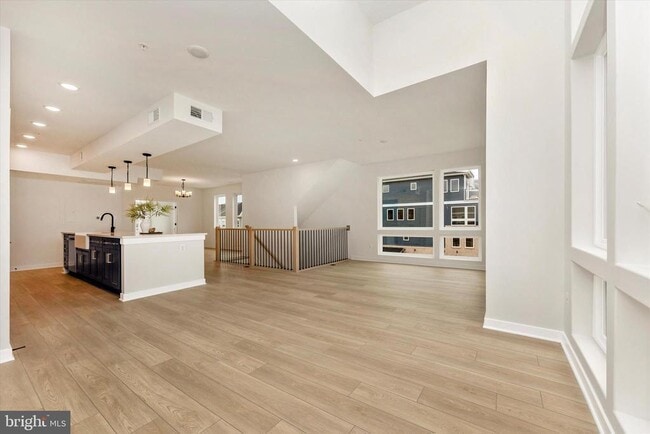 Building Photo - 714 Iron Frg Rd