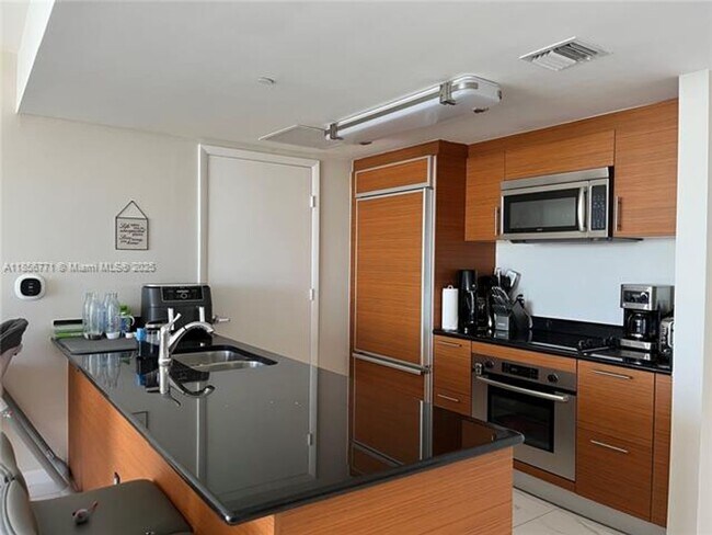 Foto del edificio - 50 Biscayne Blvd