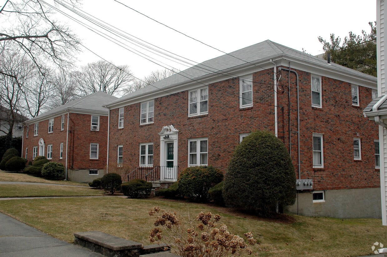 Foto del edificio - 15 Merrill Ave