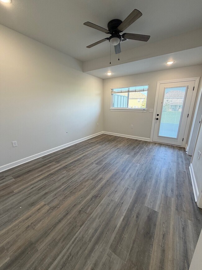 Foto del edificio - 83 SE 351st Rd