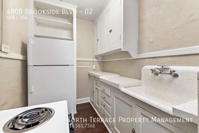 Foto del edificio - Cute Studio with Ample Closet Space