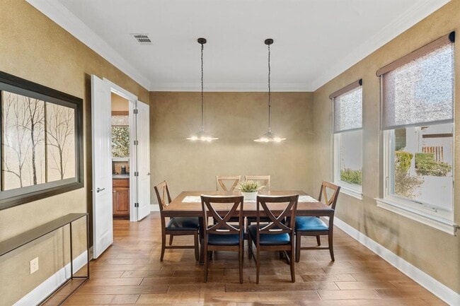 Building Photo - 3122 Castellano Way