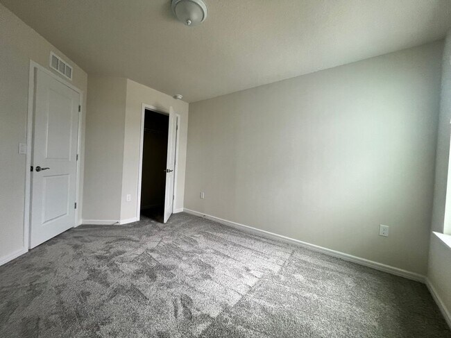 Foto del edificio - 2542 Winsome Wy