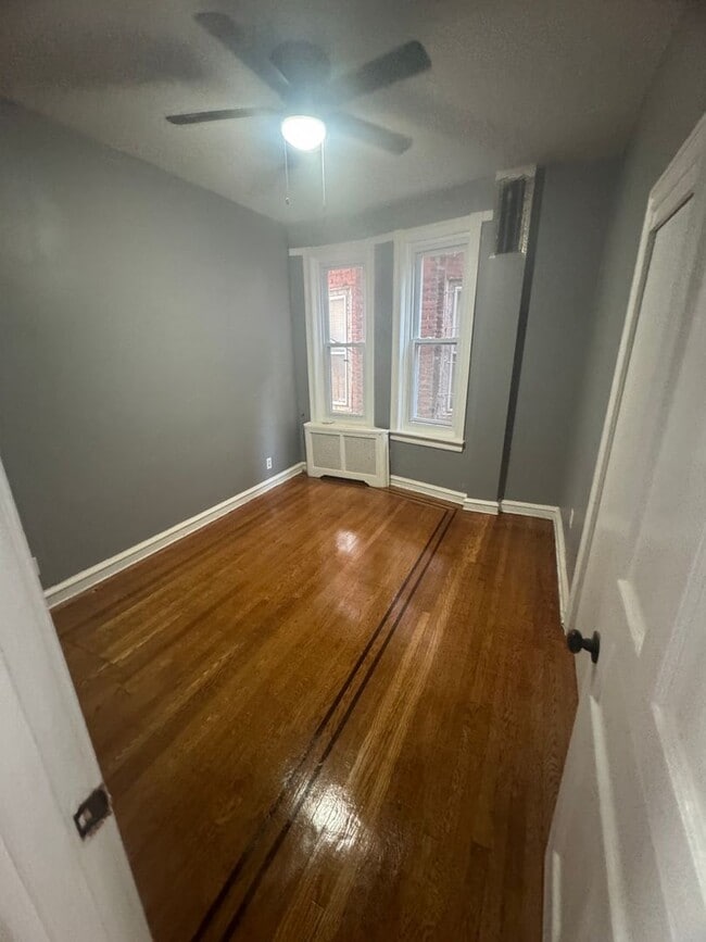 Building Photo - 1246 S 53rd St
