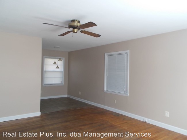 Building Photo - 2602 Cherry Tree Dr