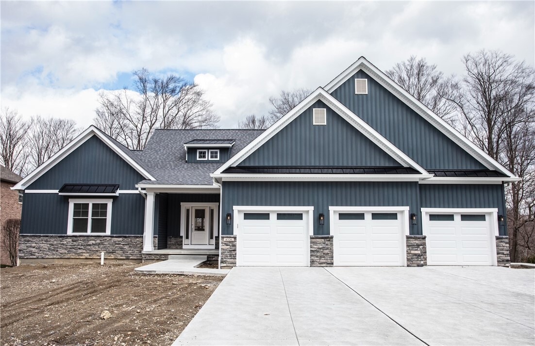 4326 Stone Creek Dr, Erie, PA 16506 House Rental in Erie, PA