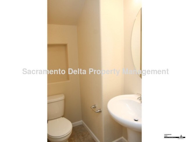 Foto del edificio - 620 Ashwick Loop