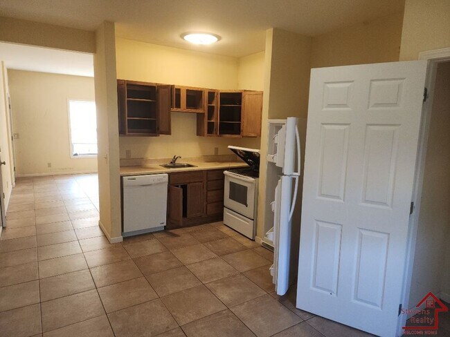 Foto del edificio - 1090 N Washington Ave