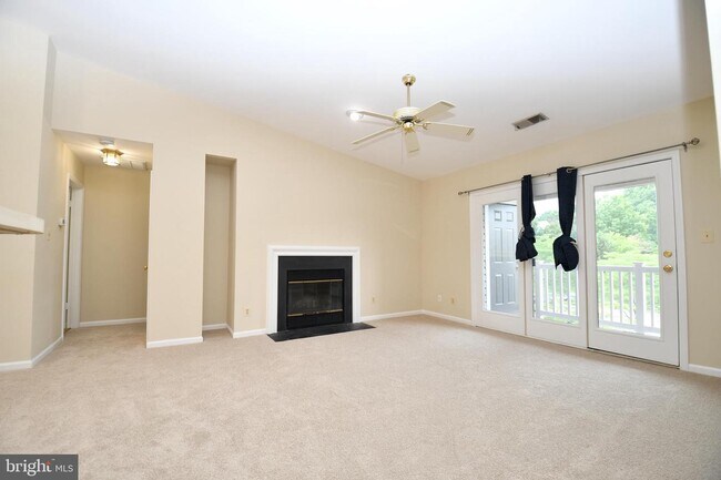 Foto del edificio - 7501 Ashby Ln