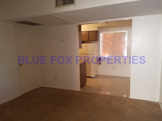 Building Photo - 2850 N Alvernon Way