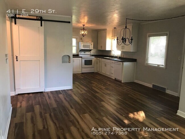 Foto del edificio - 3 Bed/2 Bath Home Near McKennan Park!