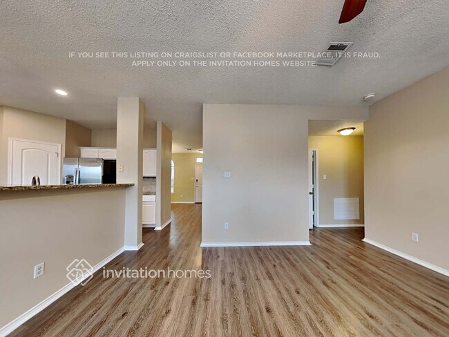 Foto del edificio - 1304 White Dove Ln
