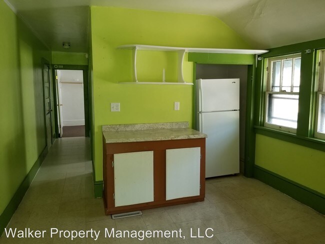 Foto del edificio - 633-635 Central Ave