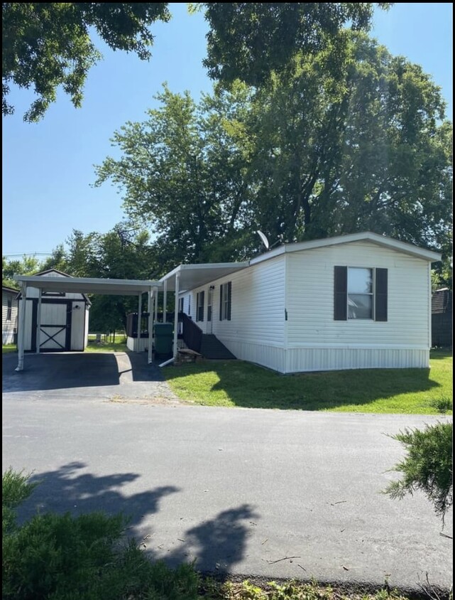 Primary Photo - 38 Worthington Dr
