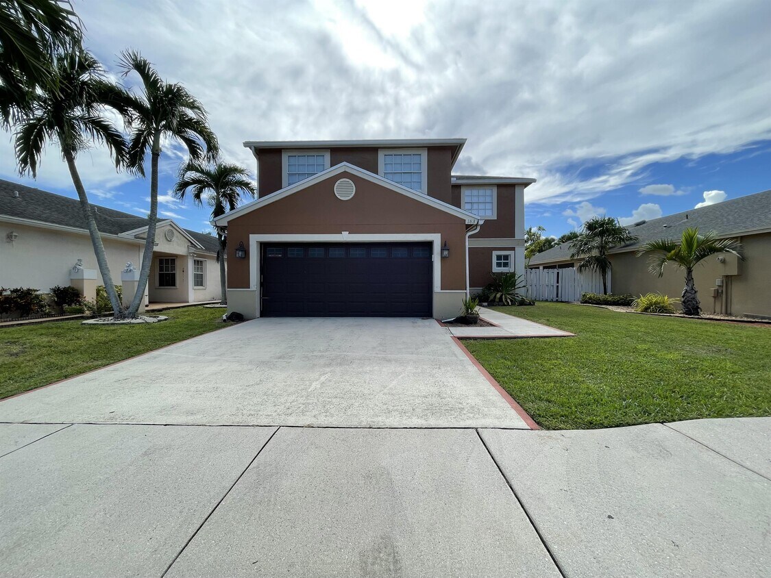 Photo - 183 E Riverbend Dr (Sunrise, FL)