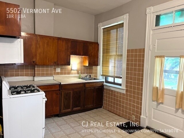 Foto del edificio - 5502 Vermont Ave