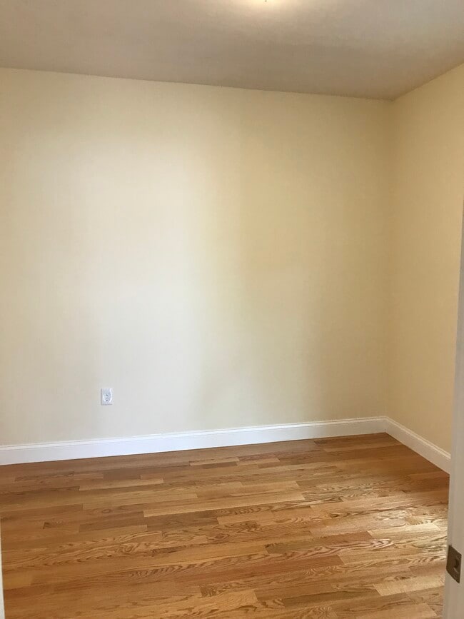 Photo - 14-16 Phillips Street Apartment