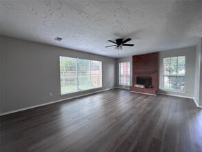 Building Photo - 12303 Glenmeadow Dr