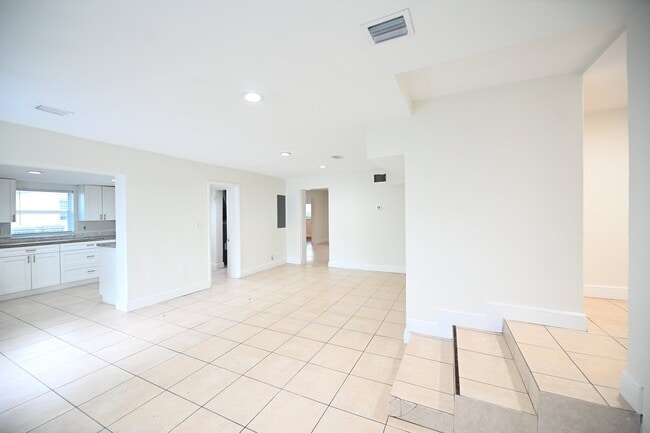 Foto del edificio - 2507 N 66th Ave