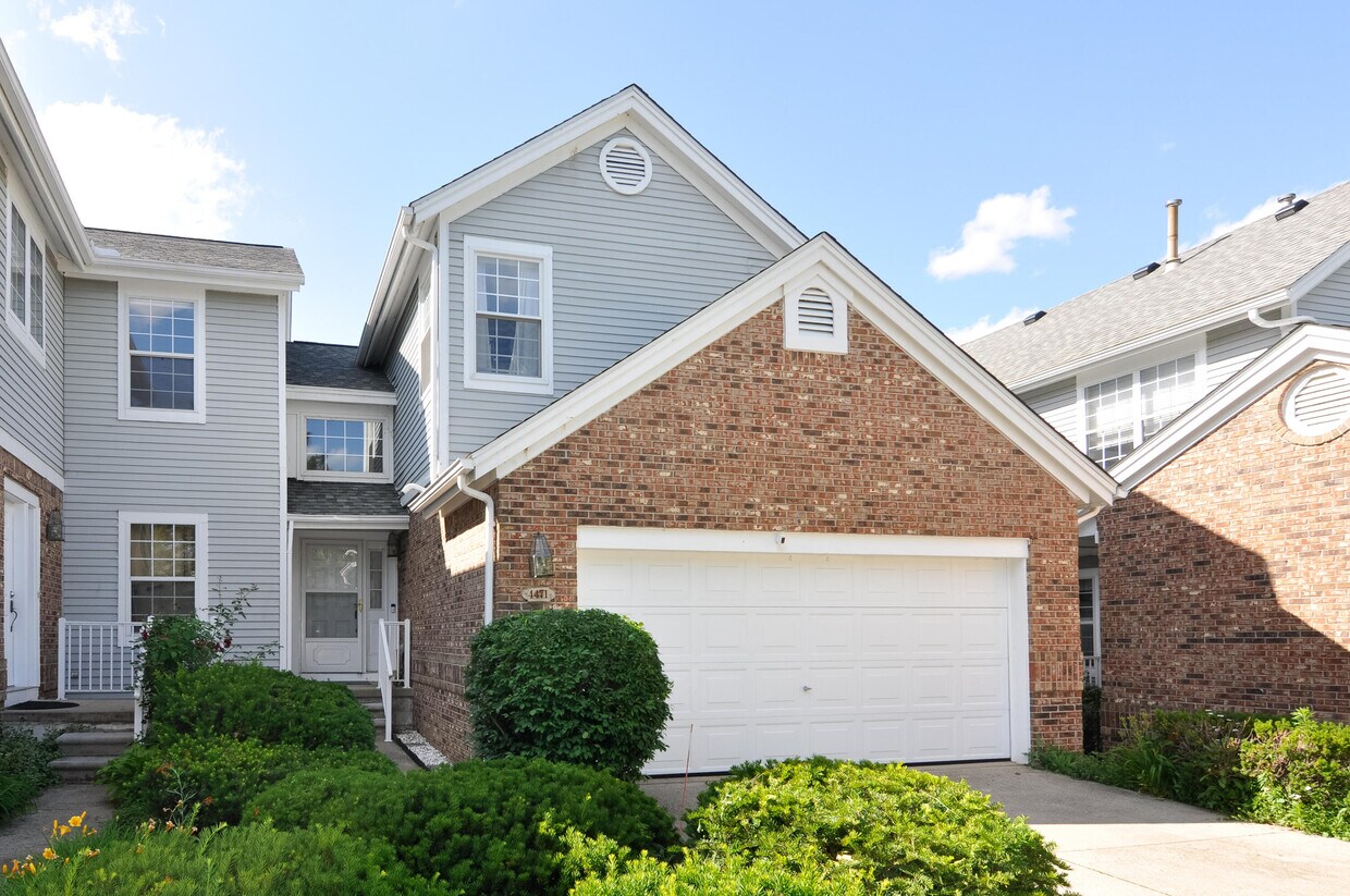 Primary Photo - 4471 Hillside Ct
