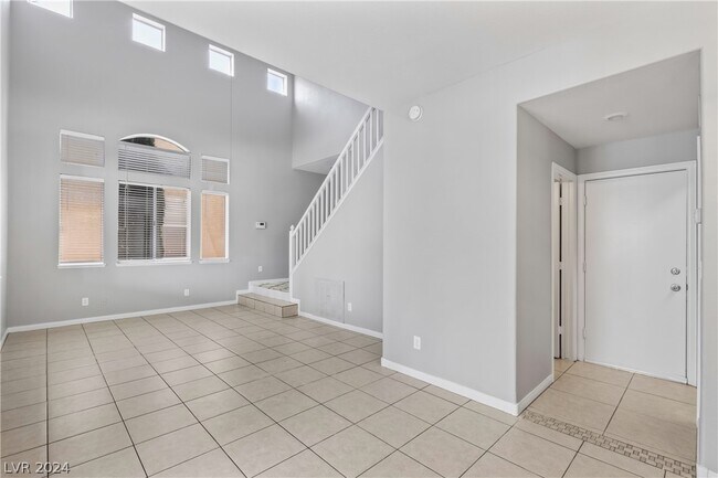 Building Photo - 2216 Juniper Berry Dr