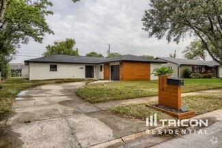 Building Photo - 1716 Watrous Dr