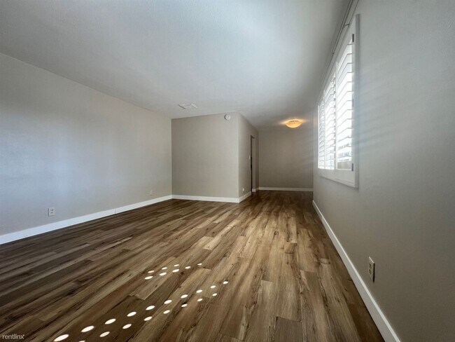 Building Photo - 3 br, 2 bath House - 6922 East Windsor Avenue