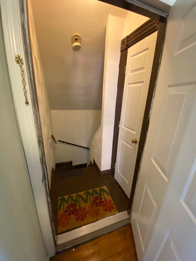 Building Photo - 42 Cypress St